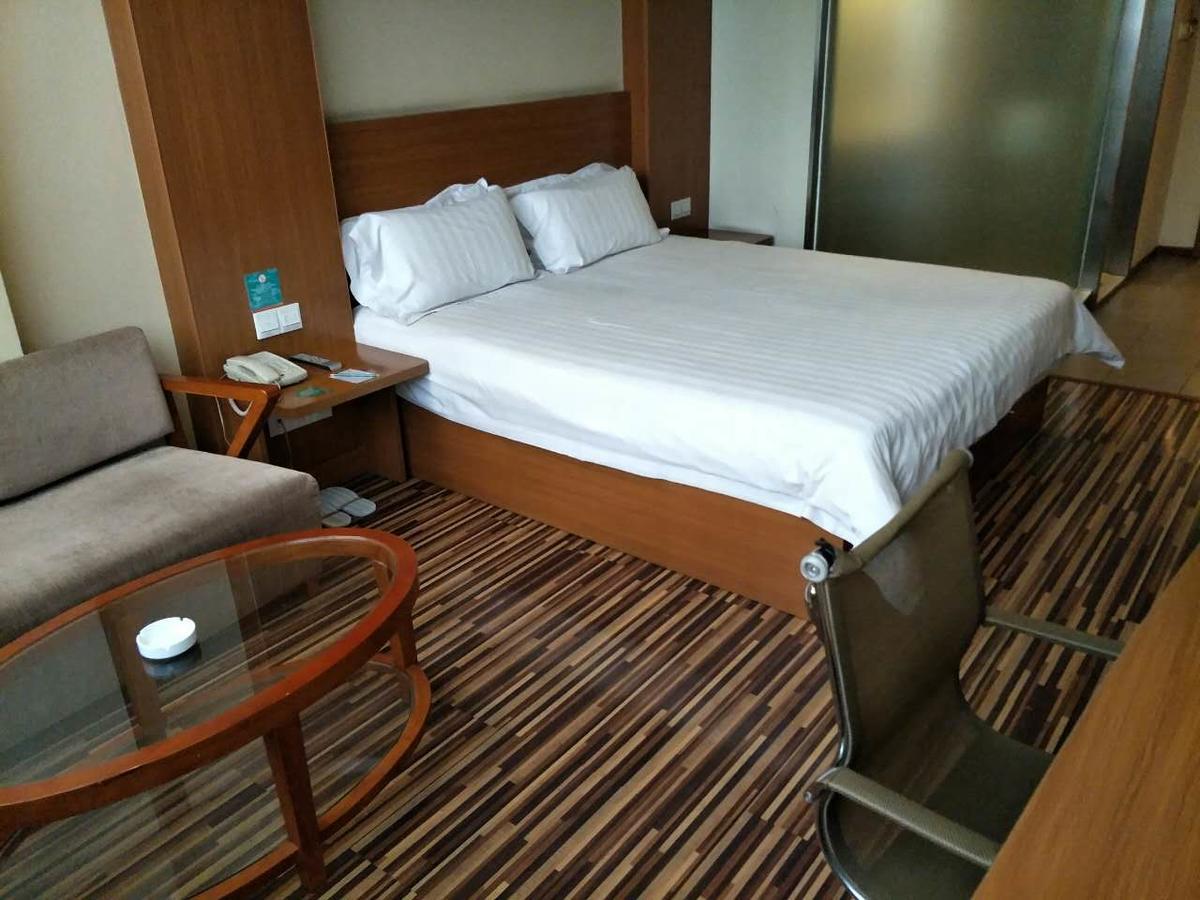 Goldmet Inn Taiyuan Dananamen Bagian luar foto